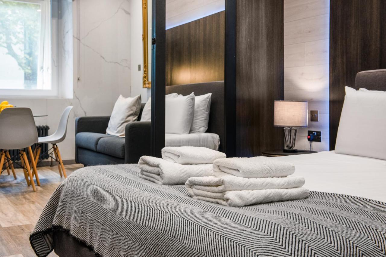Circlelet Luxury Private Suites ลอนดอน ภายนอก รูปภาพ